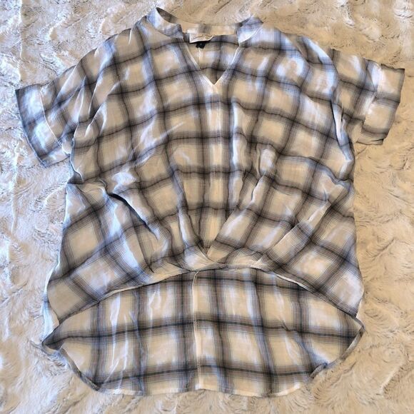 universal Thread hi-low plaid top size M - Picture 1 of 8